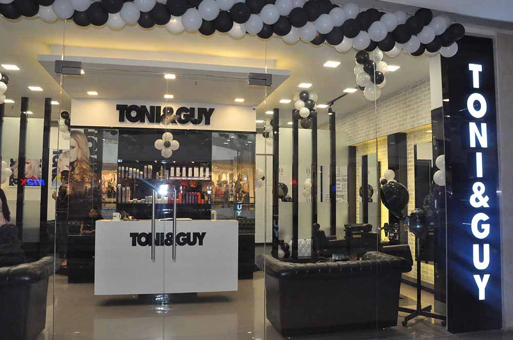 Essensuals store at kumar pacific